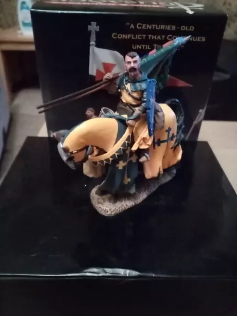 KING & COUNTRY MK077 - "Spoils of War" Mounted with flags -  FROM CRUSADES RANGE