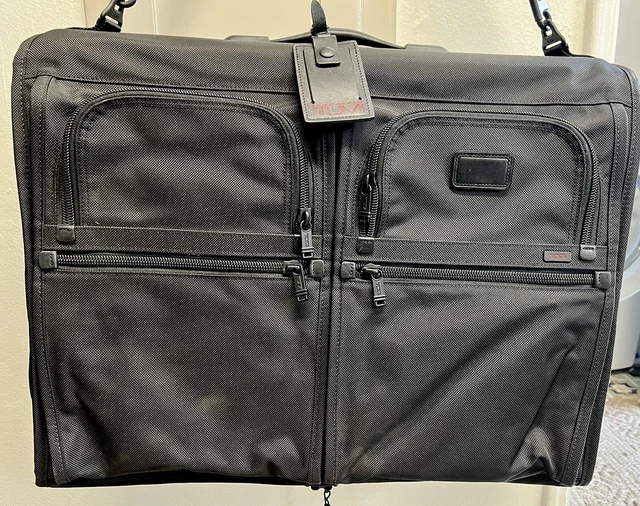 Never Traveled Preowned Tumi Alpha Classic 22134DH Bifold Garment Bag 3