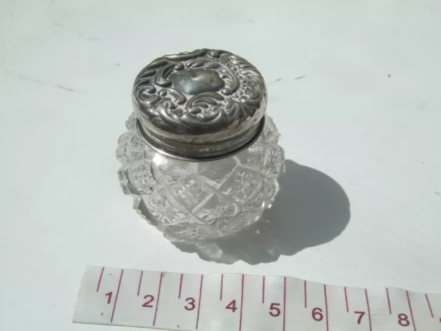 Birmingham 1904 Sterling Silver Mounted & Cut Glass Vanity Storage Jar / Box Birmingham 1904 Sterling Silver Mounted & Cut Glass Vanity Storage Jar / Box
