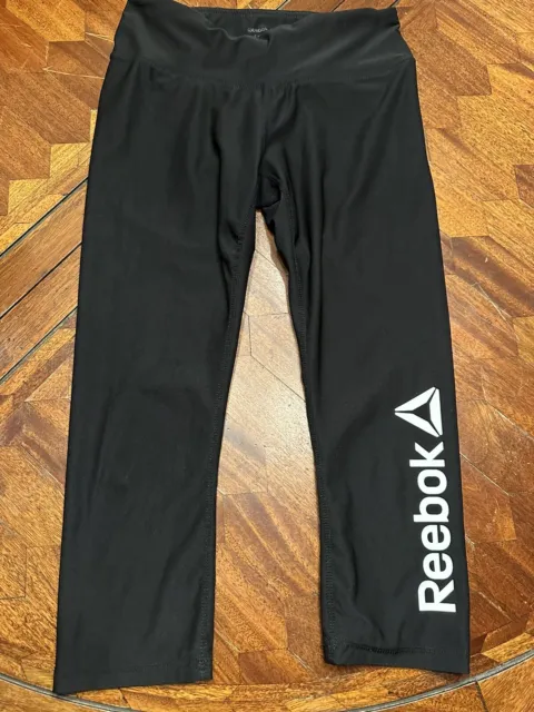 Reebok Cropped Leggings Women’s Size Large Black Capri Yoga  Logo