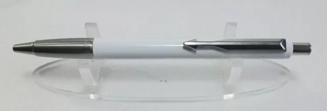 Parker, stylo roller, EII, fabriqué au Royaume-Uni, dans sa boîte d'origine...