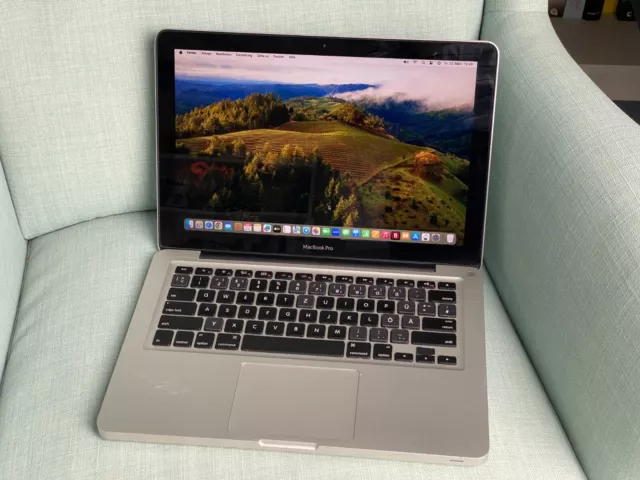 Apple MacBook Pro 13 Zoll Intel Core i5 2.5 GHz 4GB RAM, 250 GB SSD MacOS Sonoma
