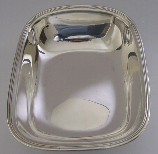 RARA CIOTOLA DA PORTATA IN ARGENTO STERLING TIFFANY & CO 494g TIFFANY & CO 1907 ANTICA RARA CIOTOLA DA PORTATA IN ARGENTO STERLING TIFFANY & CO 494g TIFFANY & CO 1907 ANTICA