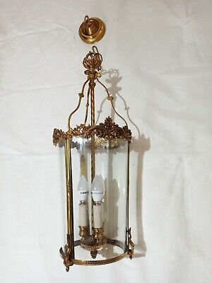 Lampadario antico a lanterna a tre luci in fusione di ottone e vetro curvo