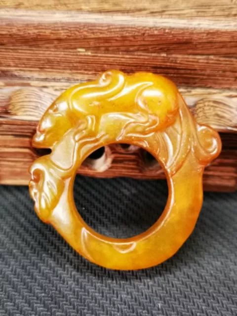 .Delicate Chinese Jade Old Nephrite Jade Hand-carved Beast Totem Thumb Ring R20