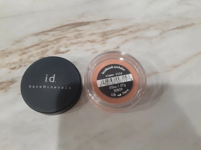 Sombra de ojos bareMinerals color de ojos lirio tigre - Talla 0,02 oz. / 0,57 oz.