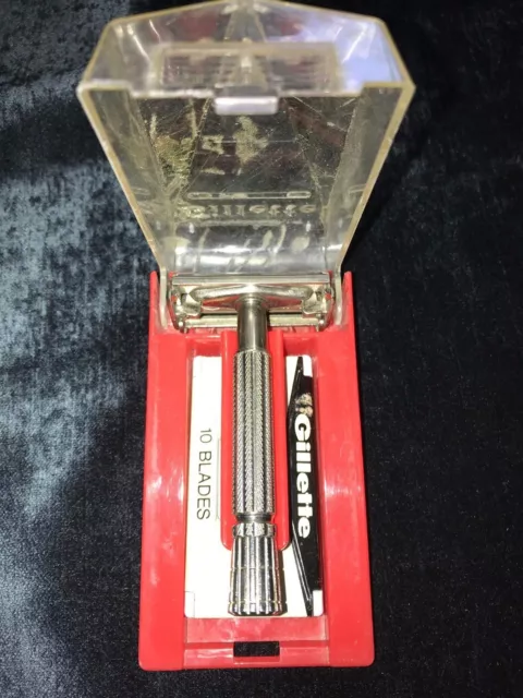 Vintage Gillette Double Edge Safety Razor with Case and Blade c. 1958