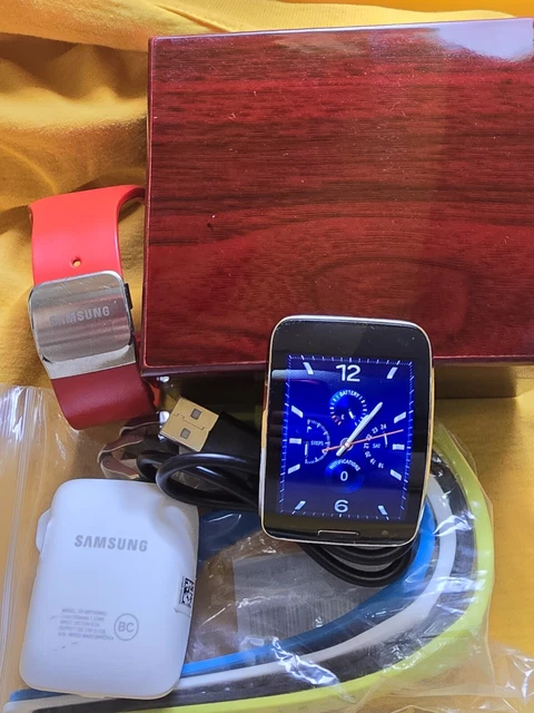 SAMSUNG GALAXY GEAR S SM R750A Curved Super AMOLED Smart Watch