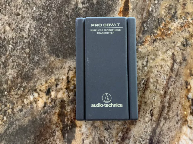 Audio Technica Wireless Transmitter and Reciever Pro 88 W/T W/R Mic Microphone