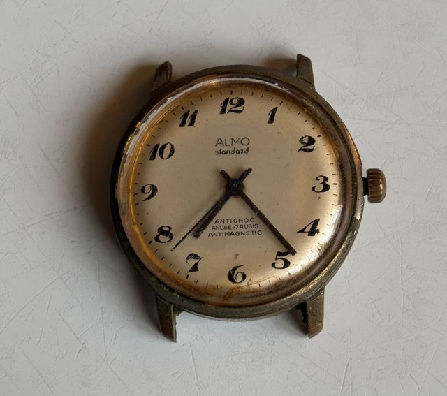 Montre Mécanique Vintage Jupiter - 15 Rubis - Étanche - Mouvement à Ancrage - Occasion à Réviser