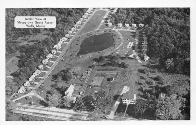 AERIAL VIEW OF SLEEPYTOWN GUEST RESORT WELLS MAINE DEXTER PRESS POSTCARD (1940s)