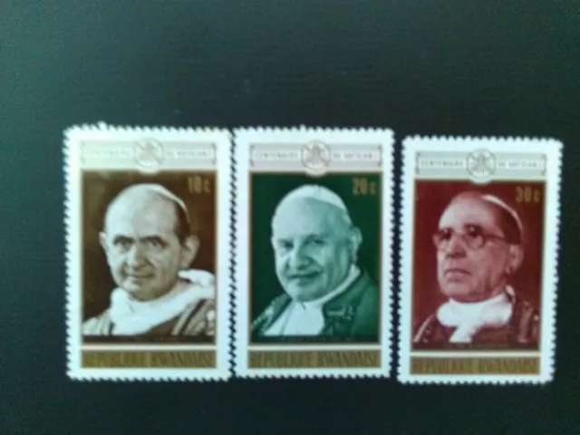 Rwandaise M/Mint Stamps 1975 Holy Year Pope 10, 20 30 Cent Multi-Coloured.