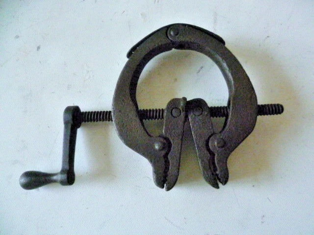Ancien Outil De Métier : Chien à Monter De Cordonnier/Bourrelier SEGAULTS - Cuir - Objet Vintage