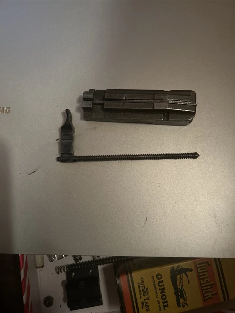 Ruger 10/22 Parts: Bolt Complete Assembly & Charging Handle 22lr