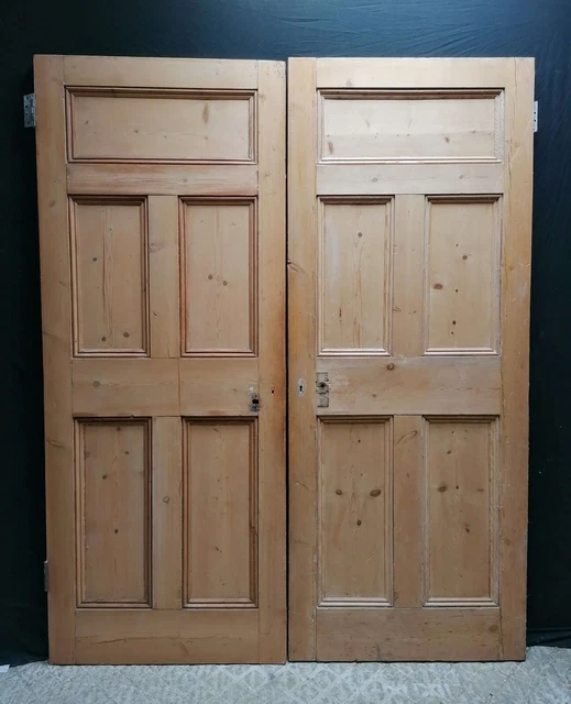 A Pair Of Reclaimed Antique 5 Panel Internal Pine Doors Dp0318