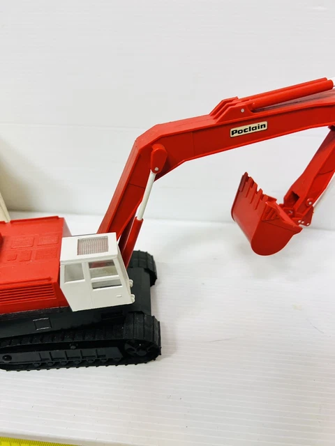 Miniature Poclain HC 300 Excavatrice - Bourbon 1:43 - Version 1.0