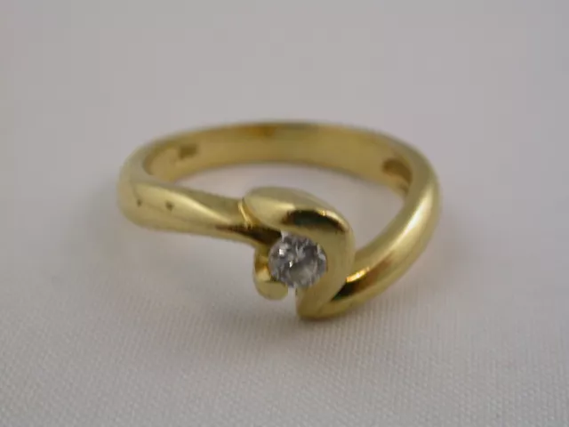 feiner Solitär Designerring massiv Gold 750 18Kt