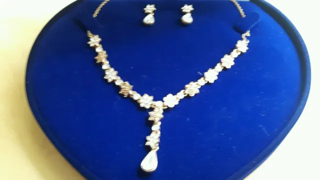 NEUF ! Collier de mariée cristal diamant collier boucles d'oreilles mariage bijoux ensemble