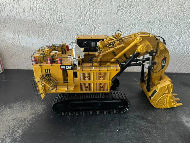 Miniature Caterpillar Cat 6090 FS Pelle Excavatrice - CCM 1/48 Série 782 - Boîte Fermée