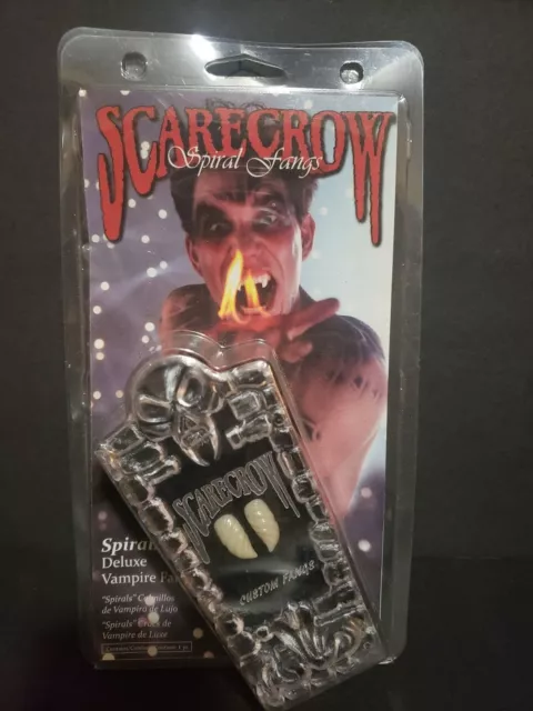 Scarecrow Spiral Vampire Fang Teeth Kit