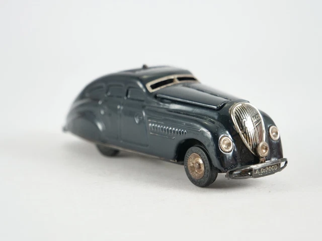 Voiture et garage schuco kommando anno 2000 - Canada