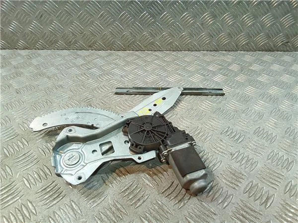 ALZACRISTALLO POSTERIORE SINISTRO Nissan Note (E11E)(01.2006->) 1.5 Visia [1,5 L