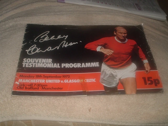 Bobby Charlton - Man Utd - England - Memorabilia - Collection - Cards Programmes