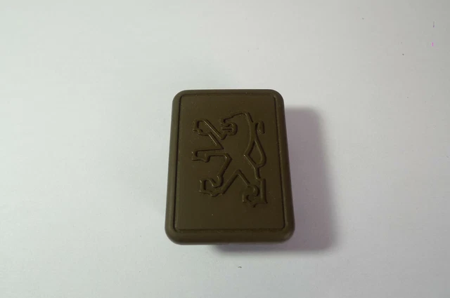Insigne Lion Peugeot - Monogramme Pour Hayon, Coffre Ou Volant, Occasion, Fabriqué En France