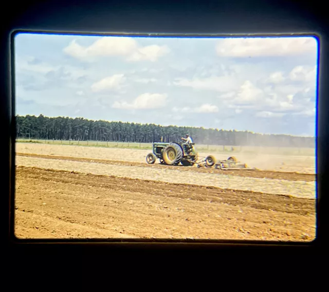 35MM Slide Photo JOHN DEERE TRACTOR * Plowing In Field * Florida * Farming