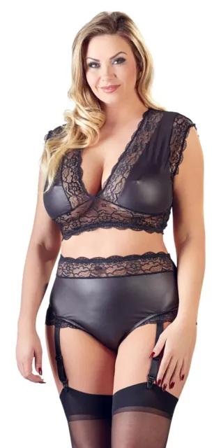 Completino Donna Taglia Curvy in Pizzo e Tessuto nero Top e Slip con reggicalze