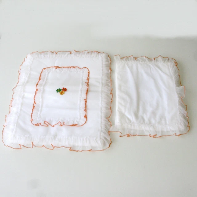 Ancienne parure de lit berceau couffin enfant - Edredon et oreiller Vintage Ancienne parure de lit berceau couffin enfant - Edredon et oreiller Vintage