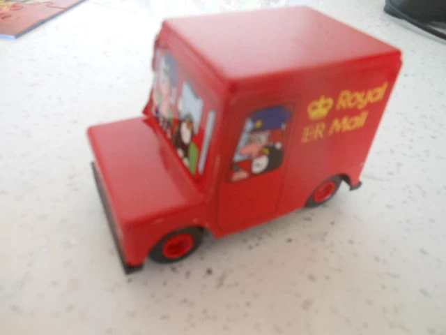 POSTMAN PAT JOUET qui couine et talc Vintage de 1990 et 1991 Woodland