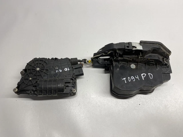 Serrure Servomoteur Avant Droit Pour BMW Série 1, 3, 5 - Modèles E60 E90 E87 Etc. (2001-2013)