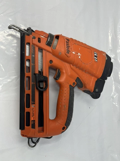 PASLODE IM250A LI Paslode 16GA Angled Li-Ion Finish Nailer IM250A-LI (CLN061420) PASLODE IM250A LI Paslode 16GA Angled Li-Ion Finish Nailer IM250A-LI (CLN061420)