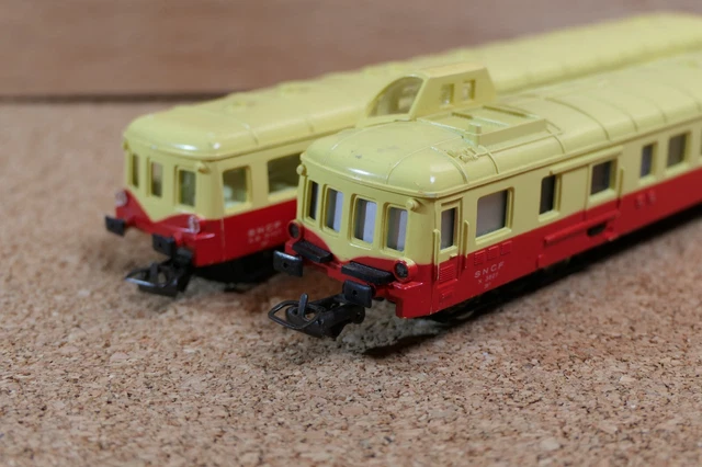 Train HO Jouef - Autorail Le Picasso Avec Remorque SNCF - Échelle 1/87ème - Occasion