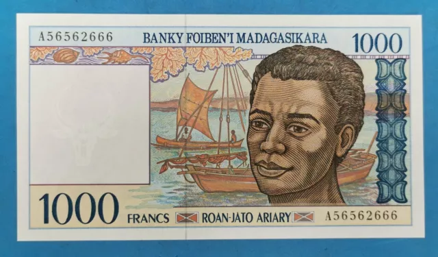 Madagascar -  1000 Francs, banknote 1994 - UNC, Serial A...