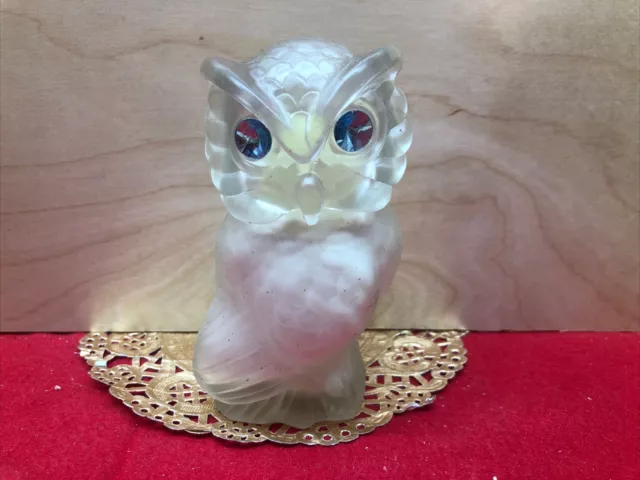 Frosted Glass Owl Powder Sachet w/ Rhinestone Eyes Full Of moonwind Powder Avon