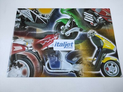 Italjet Jet-Set et Jupiter de 2002 UK Prospectus Catalogue Brochure Moto 