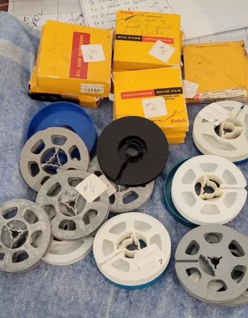 https://www.picclickimg.com/hXIAAOSwZOZktZw5/11-Vintage-Empty-Plastic-Movie-Reels-3-Super.webp