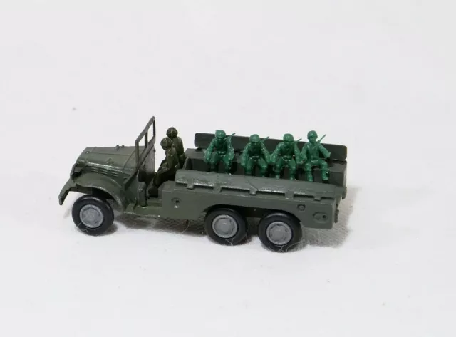 FJ Frankreich Spielzeug Lastwagen Dodge 6x6 Militär 9,5 CM