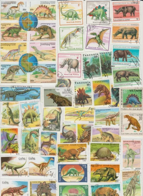 300  verschiedene Briefmarken  prähistorische Tiere / Dinosaurier , Tiere Urzeit