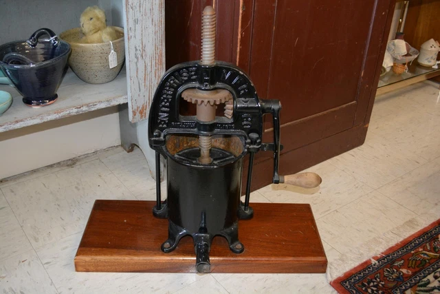 Vintage ENTERPRISE VFC Black Cast Iron Sausage Stuffer Apple Press Pat. 1888 VA