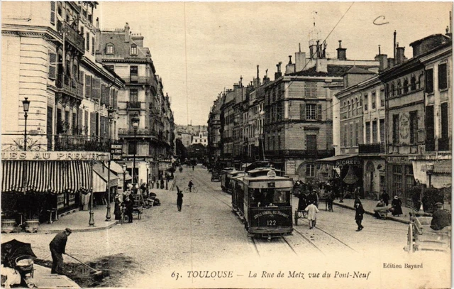 CPA TOULOUSE - La Rue de Metz view du PONT-New (582320)