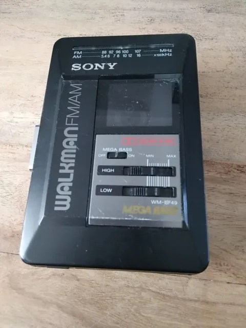Sony Walkman WM-BF49 Retro anni '90 Radio FM wireless e lettore cassette nero
