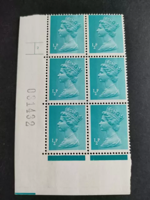 GB QEII 1971 1/2p Turquoise-blue Cylinder Number 2 No Dot. SGX841 MNH Block Of 6