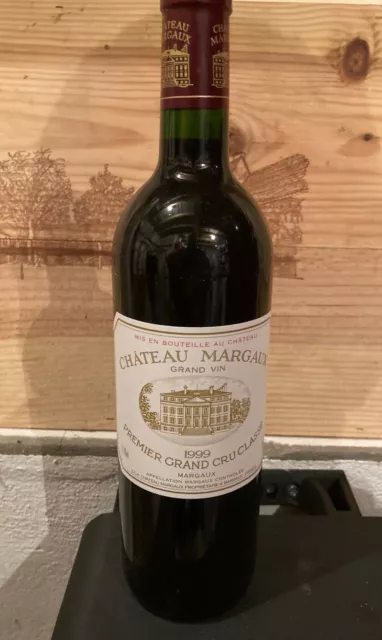 Buy Médoc Château des Bertins 1996 (lot: 7634)