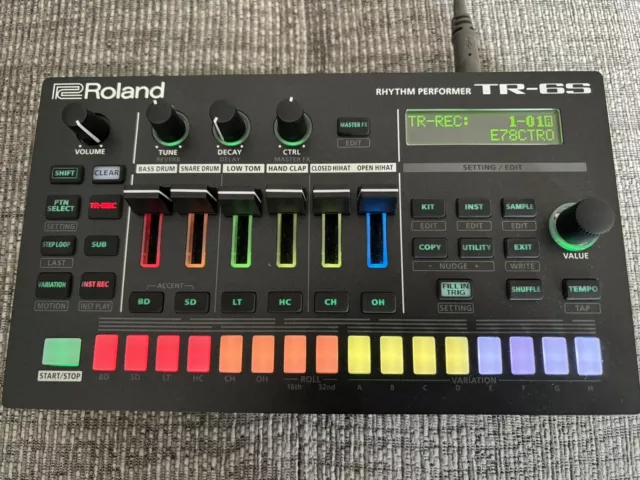 Roland TR6S Drum Machine - Black