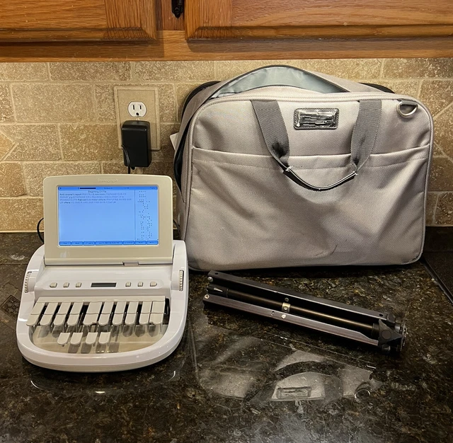 Stenograph Diamante Court Reporting Shorthand Machine White B