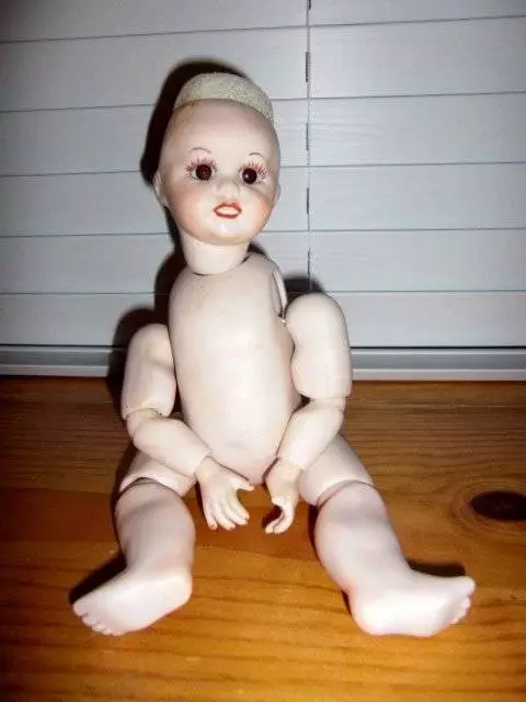 SFBJ 241 ~ Vintage French Paris Repro Porcelain Doll