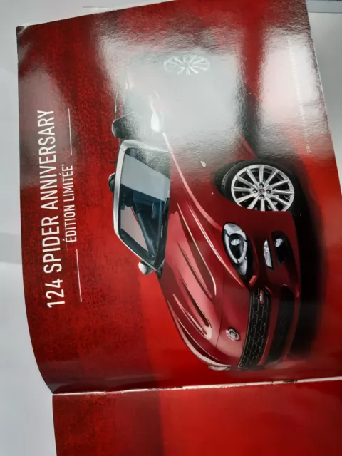 Catalogue brochure publicité prospectus FIAT 124 SPIDER (12/2015) 2